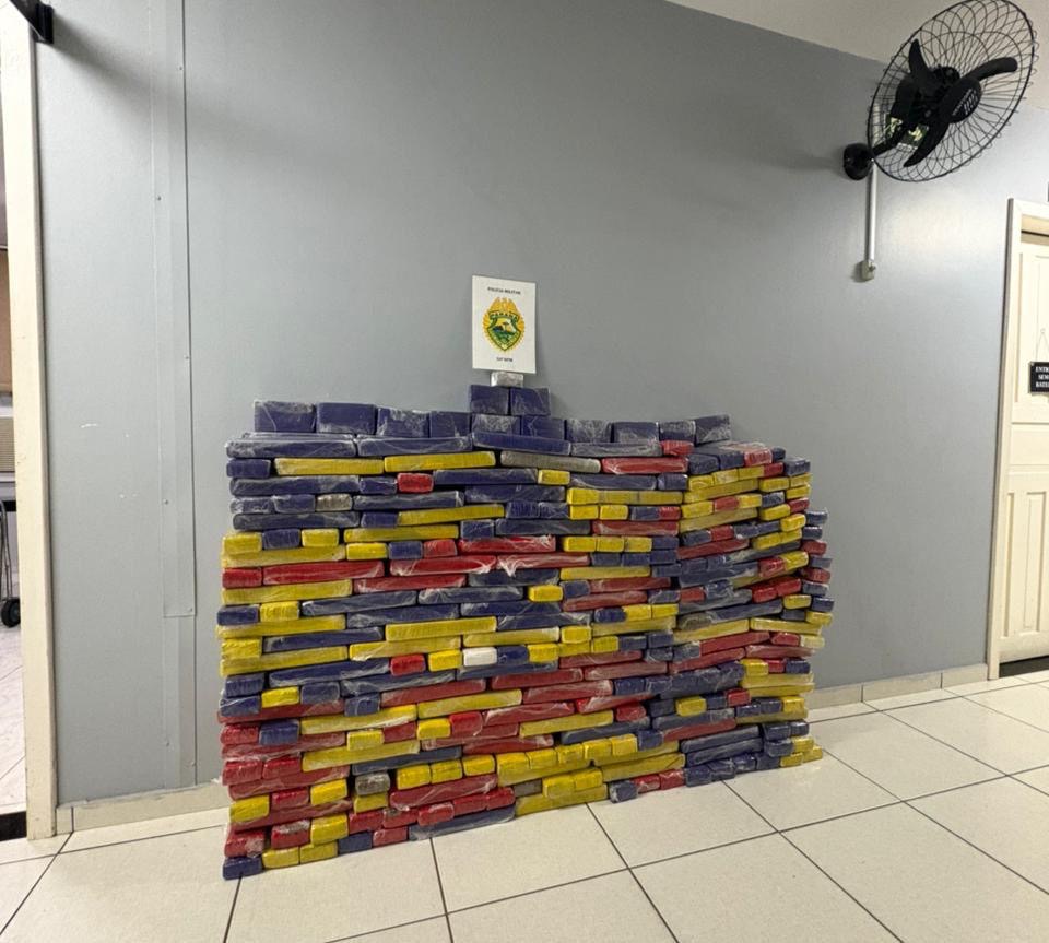 Policia Militar apreende grande quantidade de drogas em Guarapuava  
