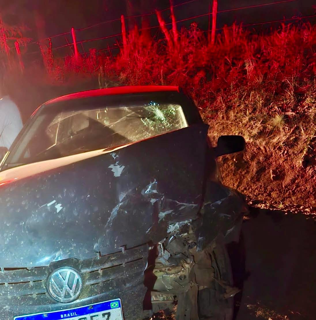 Três pessoas ficaram feridas após acidente na estrada rural do Zattar, em Pinhão  