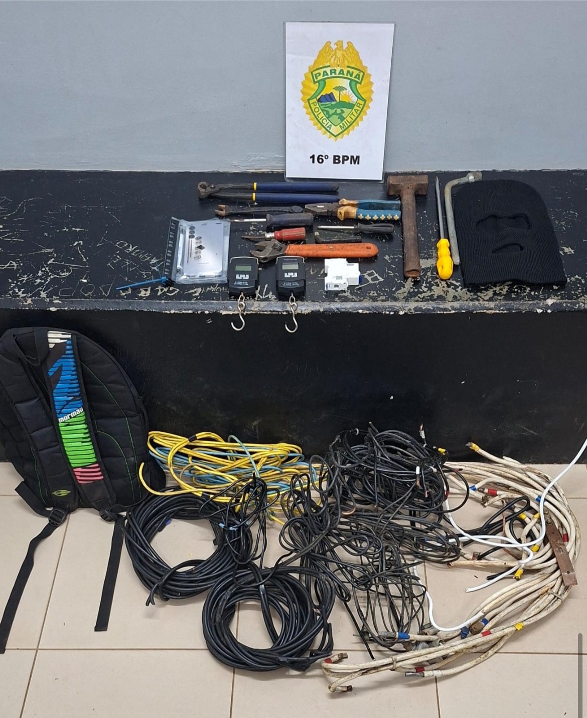 Homem é preso após furto de fiação elétrica; 14,8 kg de cobre e veículo são apreendidos em Guarapuava 