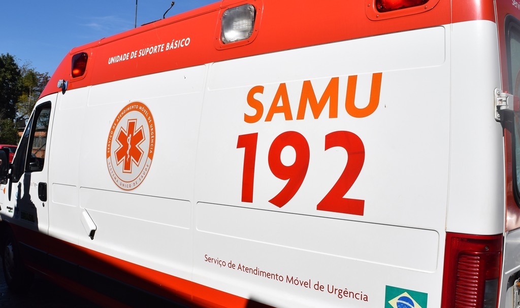 Homem é esfaqueado no tórax e sofre perfuração no pulmão em Guarapuava; suspeito fugiu após o crime  
