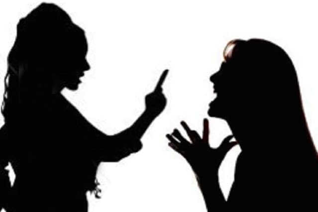 Mulher é agredida pela ex-cunhada após discussão em Pitanga  