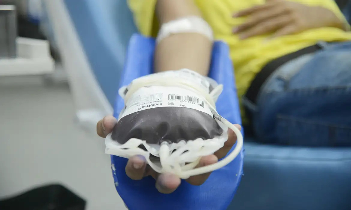 Portaria libera doação de sangue de pessoas com mais de 70 anos  